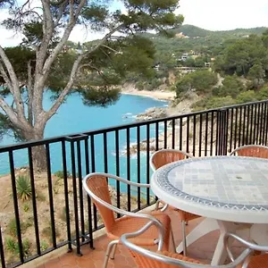 https://apartamento-frente-al-mar-con-piscina.catalonia-hotels.com